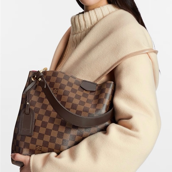 LIKE NEW - Louis Vuitton Graceful Pam - Picture 5 of 16